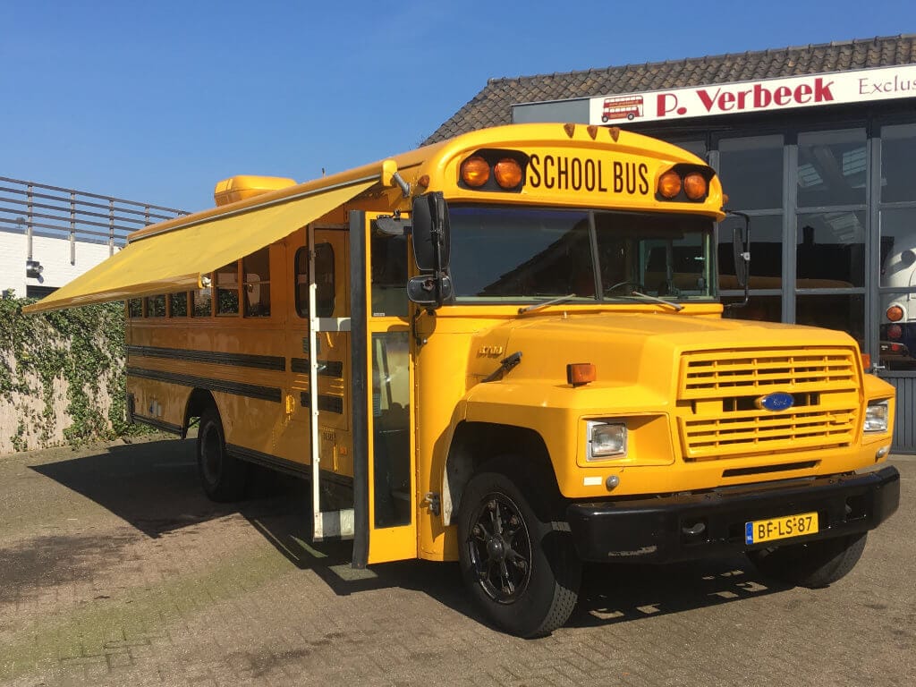 sturen Traditie galblaas Oldtimer camper bus kopen? | P. Verbeek - Exclusief Vervoer