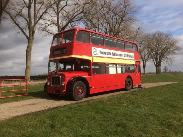 stembus reclame bus oldtimer dubbeldekker te huur