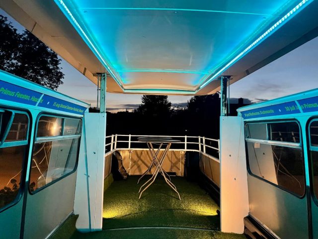 vip lounge foodtruck